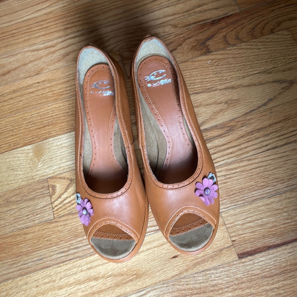 Cute! leather Pumps